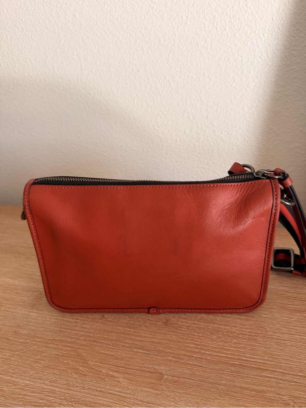 Coach Heritage Convertible Crossbody Wristet Pouch Preloved Terracotta - Picture 5 of 10